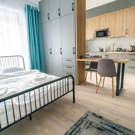 Your New And Modern Home Букурещ Екстериор снимка