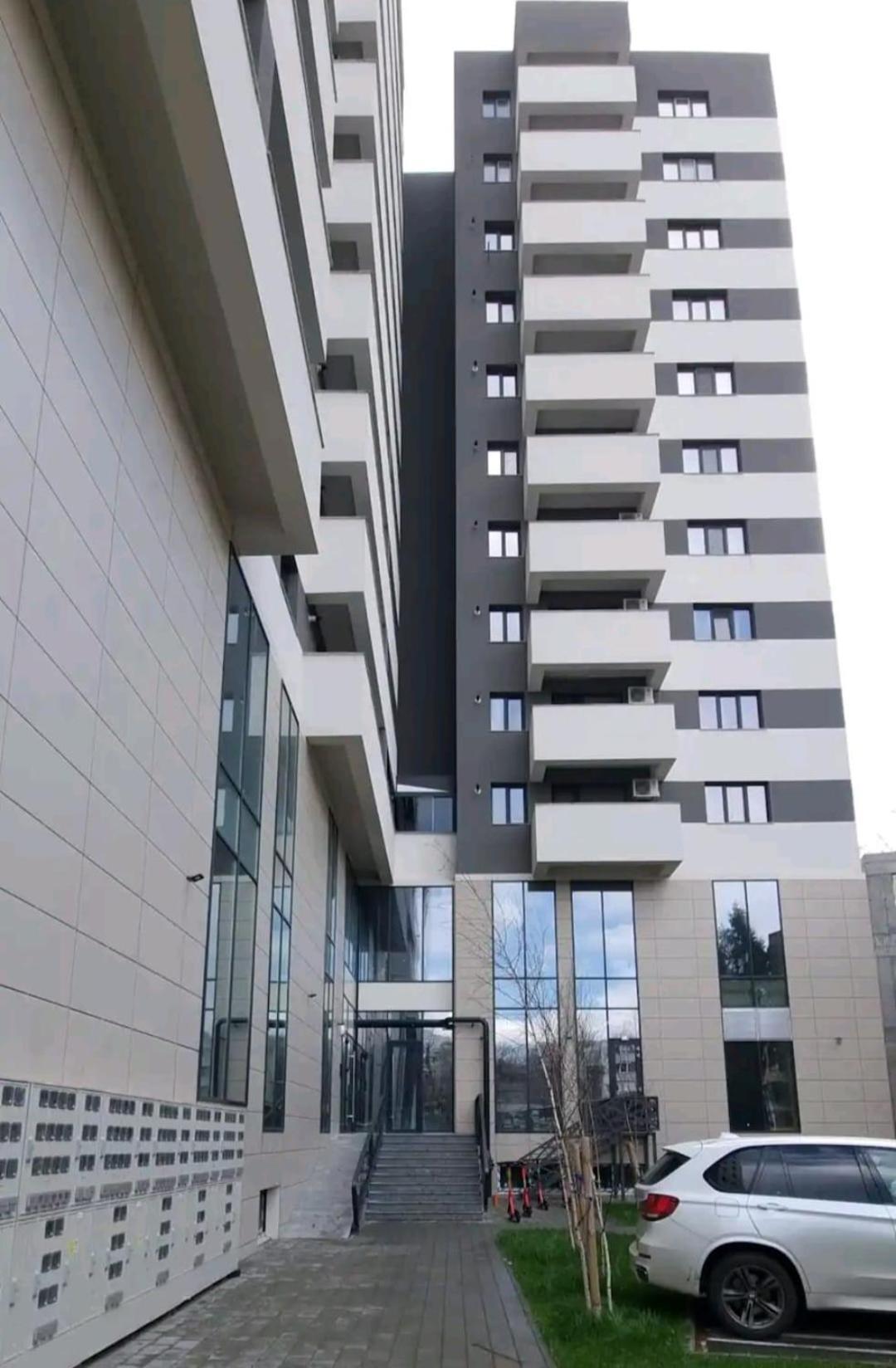 Your New And Modern Home Букурещ Екстериор снимка